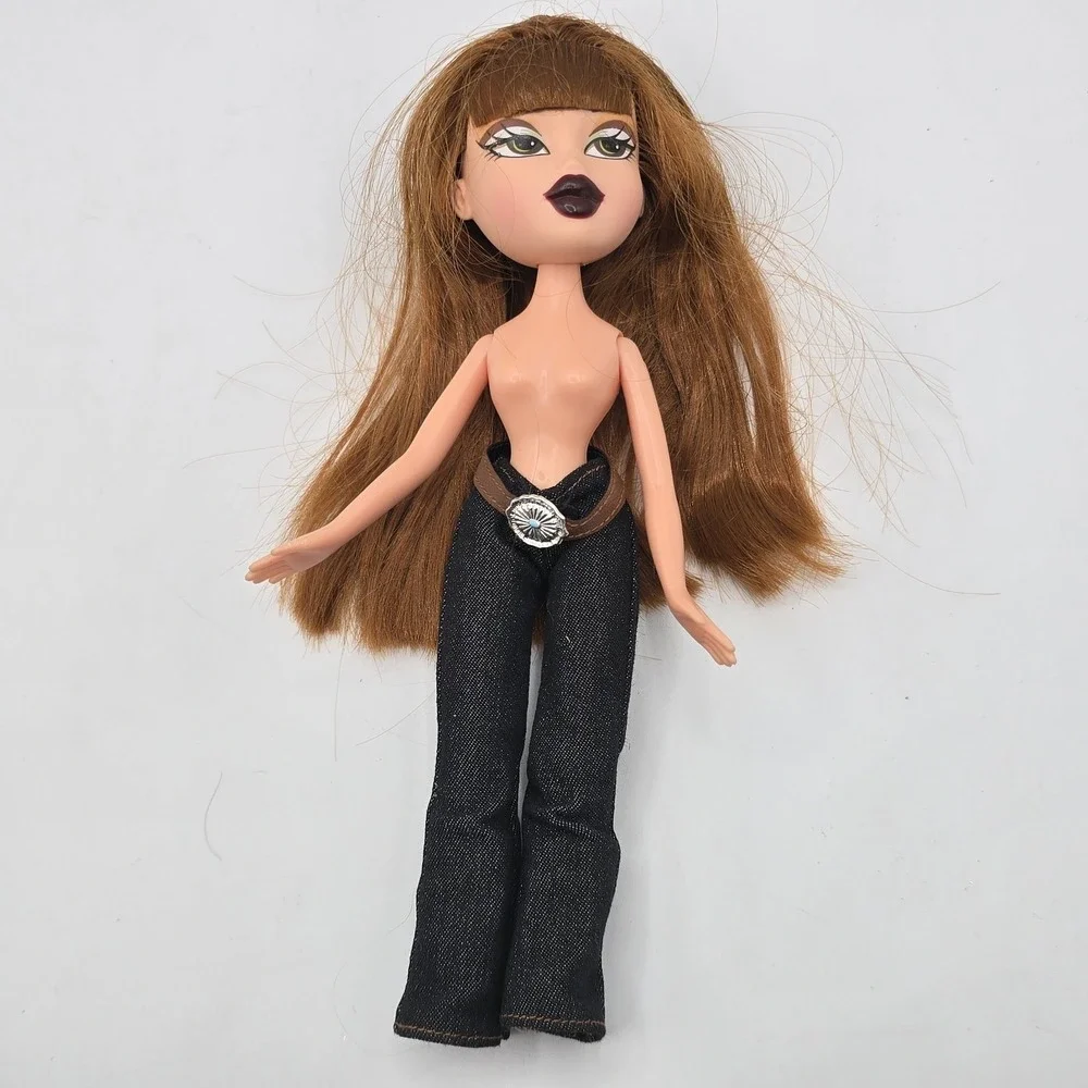 Bratz Doll Xpress It Meygan Red Hair Green Eyes Dark Burgandy Lips
